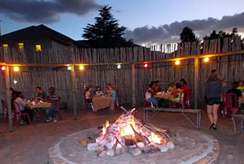 Franschhoek Travellers Lodge Bagian luar foto